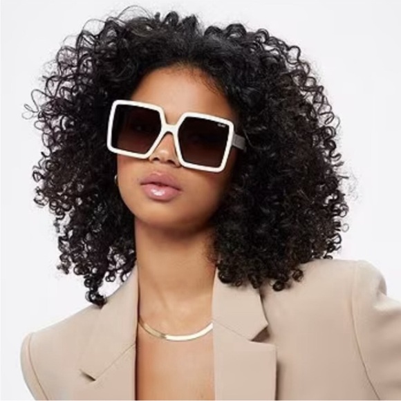 QUAY Australia Almost Ready Sunglasses Ivory W/Gold Trim Polarized